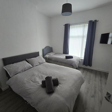 Anfield Guest House Sleeps 5 Ливърпул Екстериор снимка