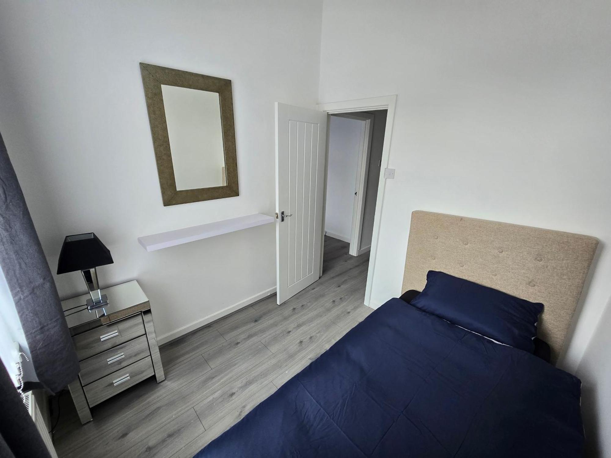 Anfield Guest House Sleeps 5 Ливърпул Екстериор снимка