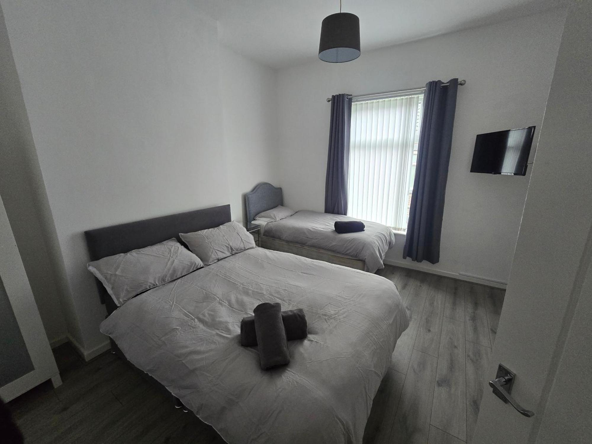 Anfield Guest House Sleeps 5 Ливърпул Екстериор снимка